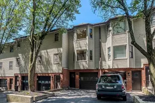 54 Regent Cir, Brookline, MA 02445 - Photo 32