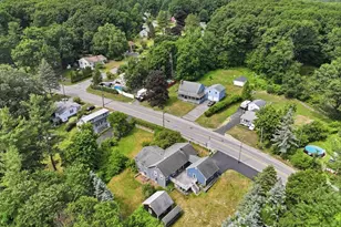 354 Highland St, Holden, MA 01520 - Photo 10