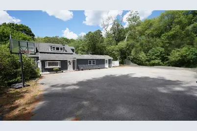 690 Taunton Ave, Seekonk, MA 02771 - Photo 2