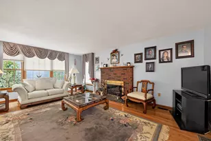 16 Hill St, Shrewsbury, MA 01545 - Photo 12
