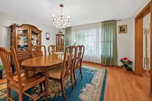 16 Hill St, Shrewsbury, MA 01545 - Photo 4