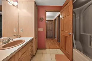 16 Hill St, Shrewsbury, MA 01545 - Photo 24