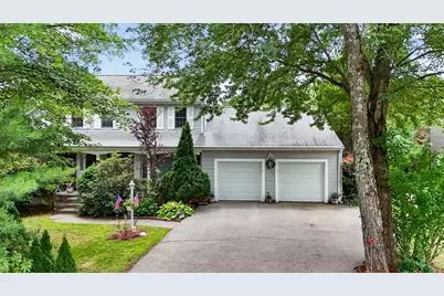 16 Hill St, Shrewsbury, MA 01545 - Photo 2