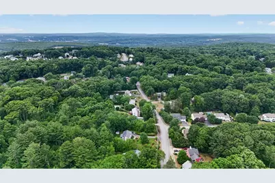 16 Hill St, Shrewsbury, MA 01545 - Photo 42
