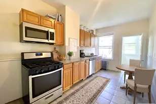 144 Coolidge St, Brookline, MA 02446 - Photo 12