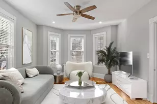 270 Poplar St, Boston, MA 02131 - Photo 6