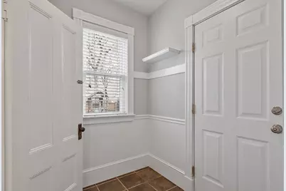 270 Poplar Street, Boston, MA 02131 - Photo 18