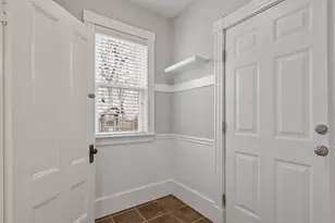 270 Poplar St, Boston, MA 02131 - Photo 18