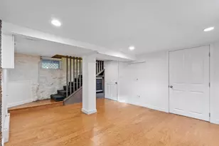 270 Poplar St, Boston, MA 02131 - Photo 32