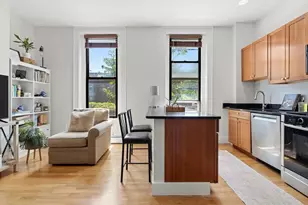 32 Yarmouth St, Boston, MA 02116 - Photo 2