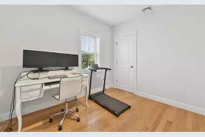 214-216 E Eagle St #5, Boston, MA 02128 - Photo 12