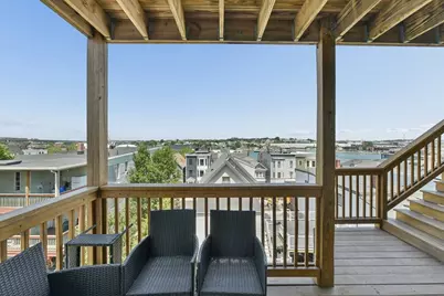 214-216 E Eagle St #5, Boston, MA 02128 - Photo 2