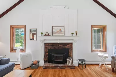 69 Oak Ave, Northborough, MA 01532 - Photo 8