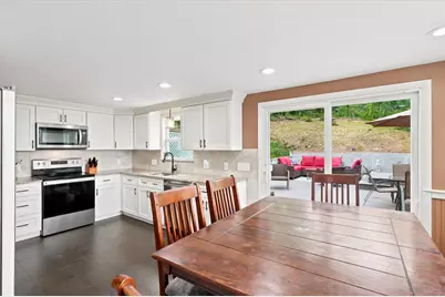 15 Burdett Rd, Lynn, MA 01904 - Photo 10
