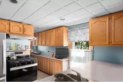 37-39 Remington St, Warwick, RI 02888 - Photo 18