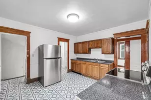 27 Appleton St, Springfield, MA 01109 - Photo 10