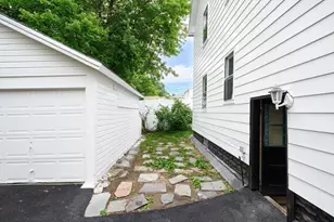 27 Appleton St, Springfield, MA 01109 - Photo 26