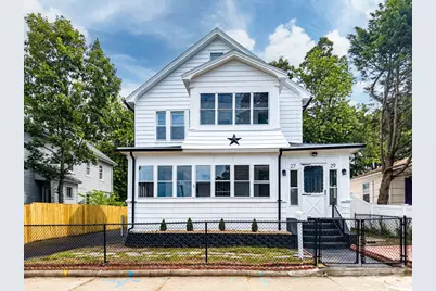 27 Appleton St #1, Springfield, MA 01109 - Photo 1