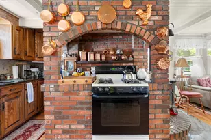 14 Naylor Ave, Chelmsford, MA 01863 - Photo 8