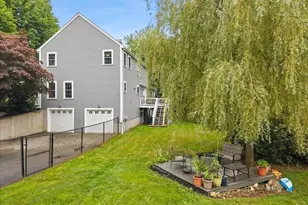 130 Deer Hollow Trail, Raynham, MA 02767 - Photo 40