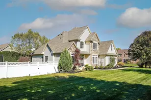 451 Falley Dr, Westfield, MA 01085 - Photo 2