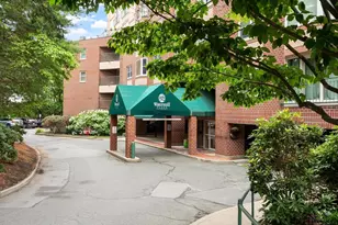1 Watermill Pl, Arlington, MA 02476 - Photo 36