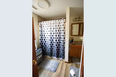 86 Pilgrim Ave, Worcester, MA 01604 - Photo 20