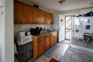 86 Pilgrim Ave, Worcester, MA 01604 - Photo 6