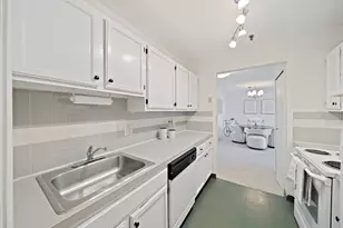 76 Elm St, Boston, MA 02130 - Photo 6
