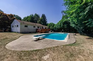 80 Forestt St, Saugus, MA 01906 - Photo 36