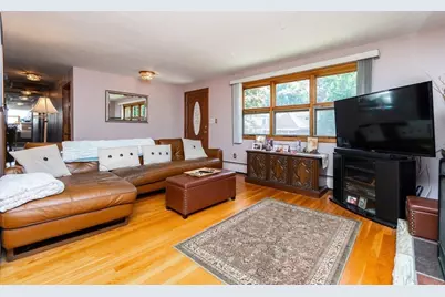 80 Forestt Street, Saugus, MA 01906 - Photo 10