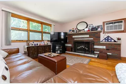 80 Forestt Street, Saugus, MA 01906 - Photo 12
