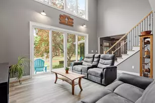 84 Burbank Ave, Warren, MA 01083 - Photo 10