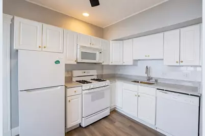 285 Lynn Shore Dr. #302, Lynn, MA 01902 - Photo 10