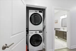 2 Cliveden St, Quincy, MA 02169 - Photo 30