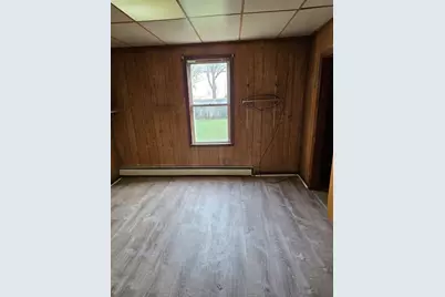 1852 S Main St, Fall River, MA 02724 - Photo 8