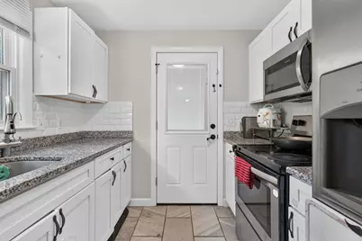 1121 Washington St, Whitman, MA 02382 - Photo 8