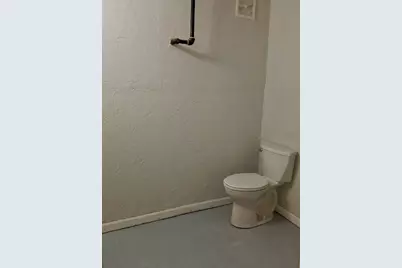 989 Central, Stoughton, MA 02072 - Photo 6