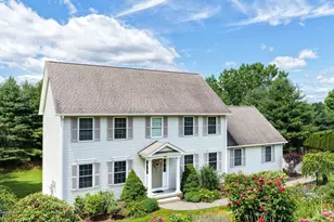 203 Canterbury Cir, East Longmeadow, MA 01028 - Photo 2