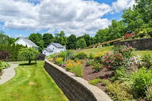 203 Canterbury Cir, East Longmeadow, MA 01028 - Photo 4