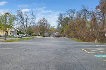 595 Pawtucket Blvd #B, Lowell, MA 01854 - Photo 16