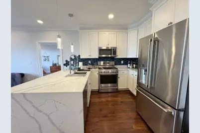 519 Broadway #309, Somerville, MA 02145 - Photo 2