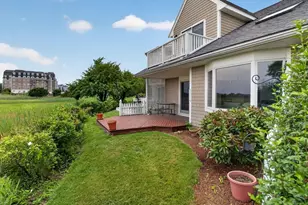 19 Schooner Ln, Quincy, MA 02171 - Photo 26