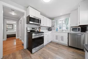 22 Waushakum Ave, Ashland, MA 01721 - Photo 12
