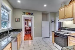 19 Eliot Crescent, Brookline, MA 02467 - Photo 10
