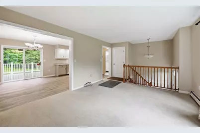 570 Woodland Way, Russell, MA 01071 - Photo 12