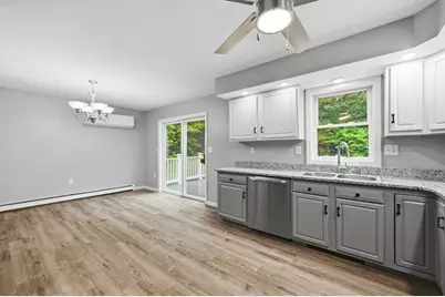570 Woodland Way, Russell, MA 01071 - Photo 8