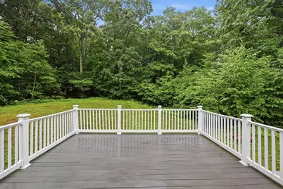570 Woodland Way, Russell, MA 01071 - Photo 32