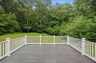 570 Woodland Way, Russell, MA 01071 - Photo 32