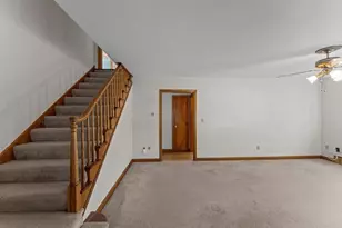 48 Jason Dr, Dartmouth, MA 02748 - Photo 6